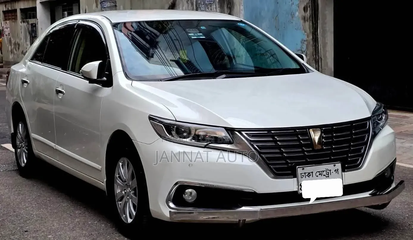 Toyota Premio 2016 Off white