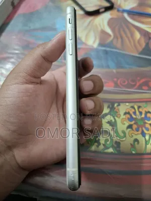 Apple iPhone 11 64 GB White