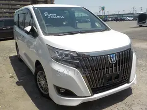 Toyota Esquire 2021 Pearl
