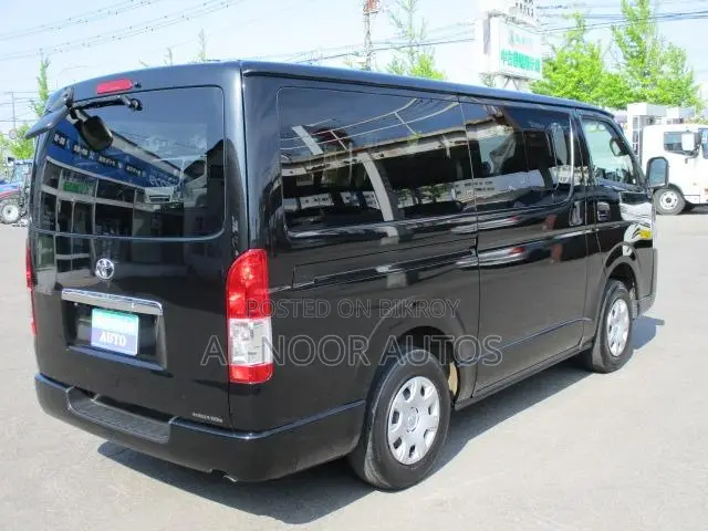 Toyota HiAce 2022 Black