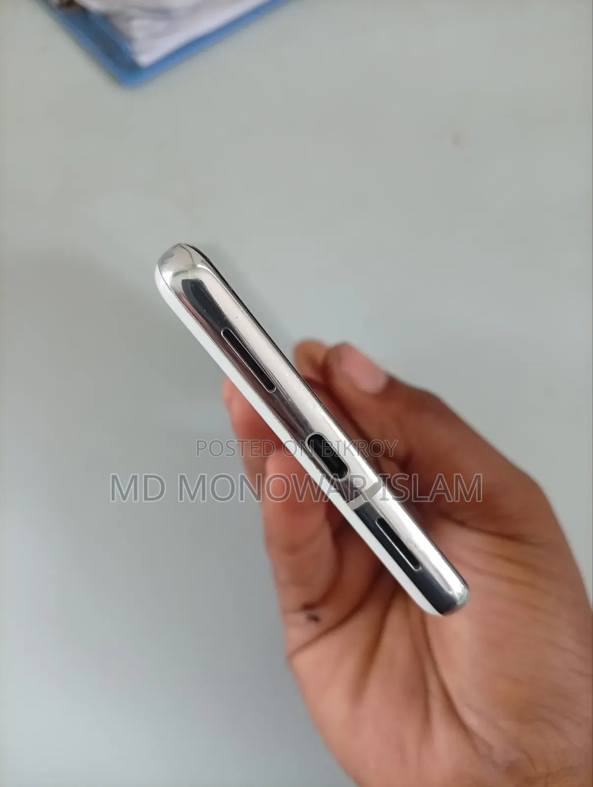Mobile Phone 256 GB White