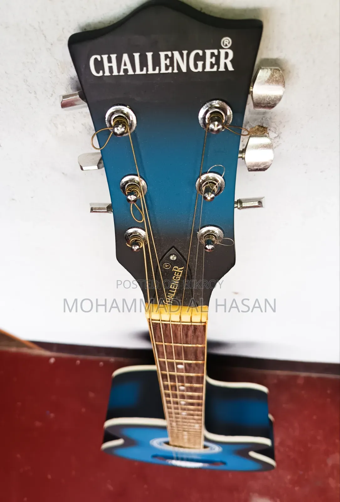 Challenger Apollo 39 SPL Acoustic Guitar + 1 Set Guitar Strings