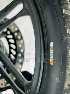 New Hero Xtreme 125R 2025 Black