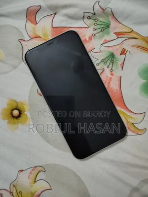 Apple iPhone 11 64 GB White