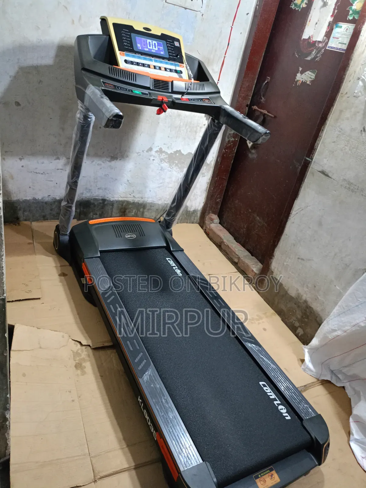 Conlin Semi Commercial Treadmill