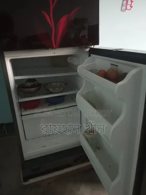 Walton 265L Inverter Refrigerator - Good Condition