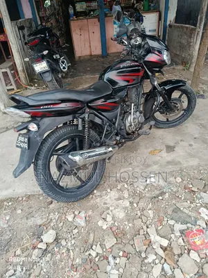 Bajaj Discover 150 2016 Black