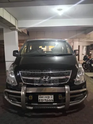 হুন্দাই এইচ১ ২০১৩ ব্ল্যাক