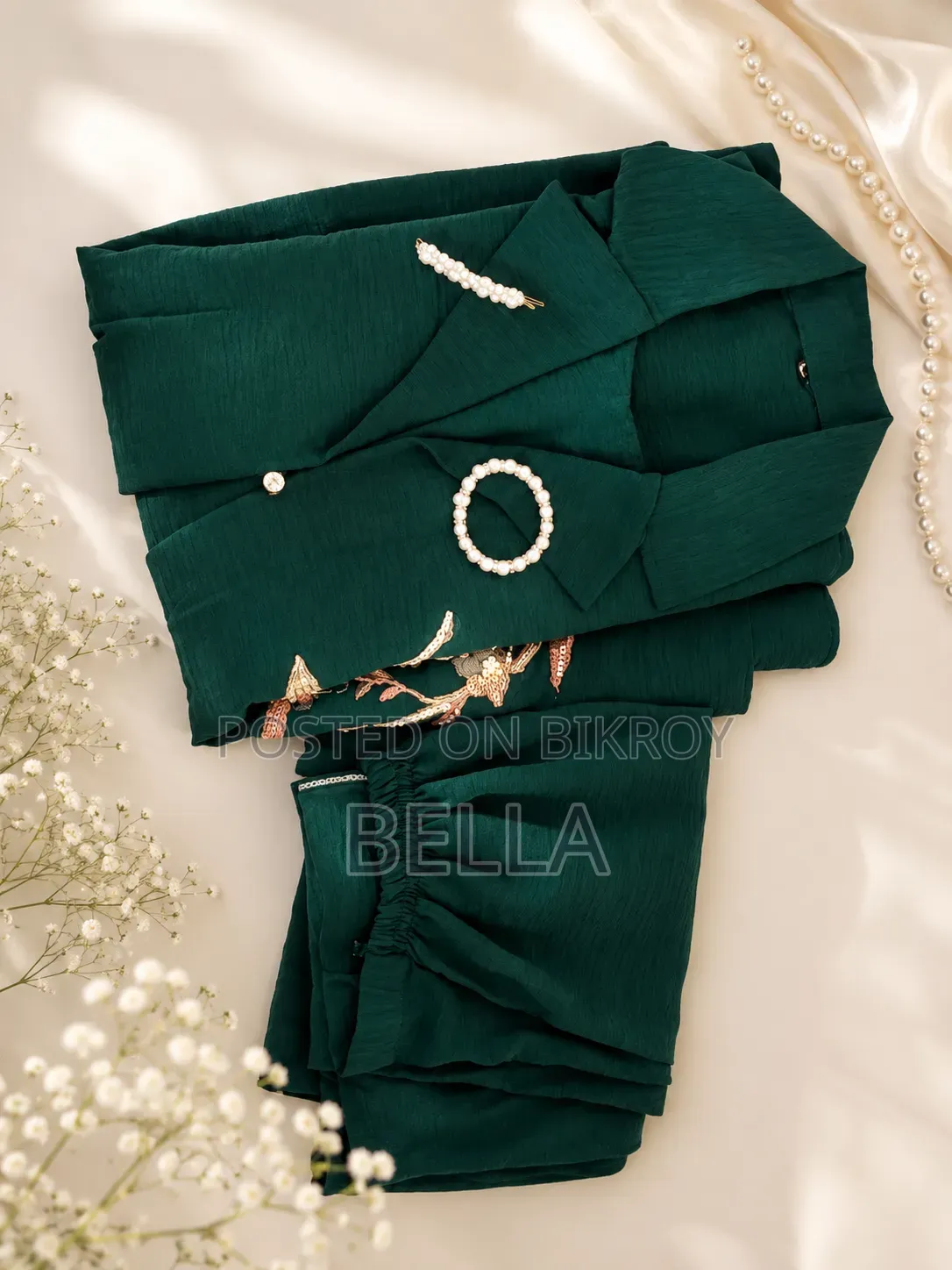 Exclusive Emerald Green Shrug Style 2-Piece Set With Handwork