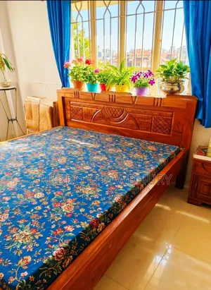 5/7 Feet Double Bed