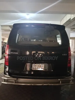 হুন্দাই এইচ১ ২০১৩ ব্ল্যাক