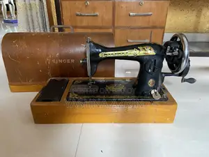 সিঙ্গার সেলাই মেশিন (ভিনটেজ) - ভালো অবস্থায়