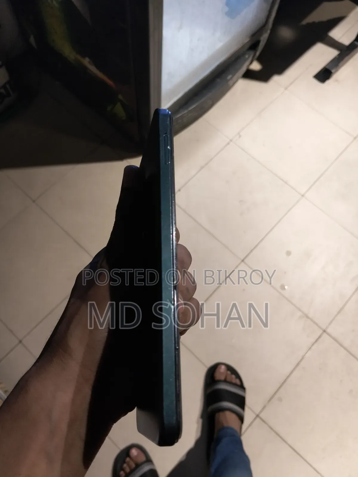 Vivo Y03t 64 GB Blue