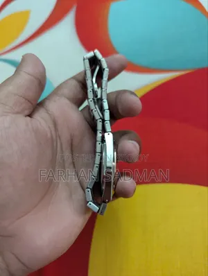 Poedagar Watch