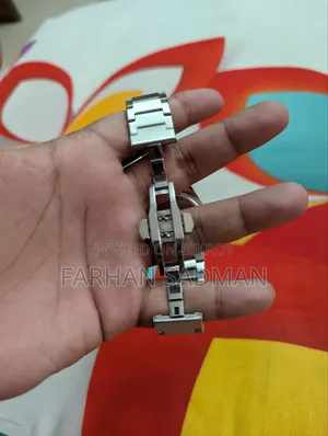 Poedagar Watch