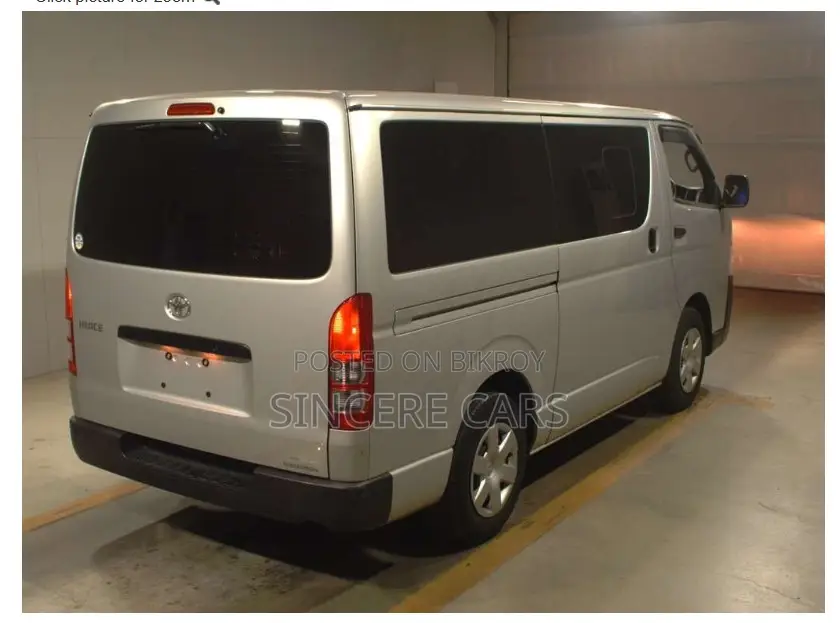Toyota HiAce 2021 Silver