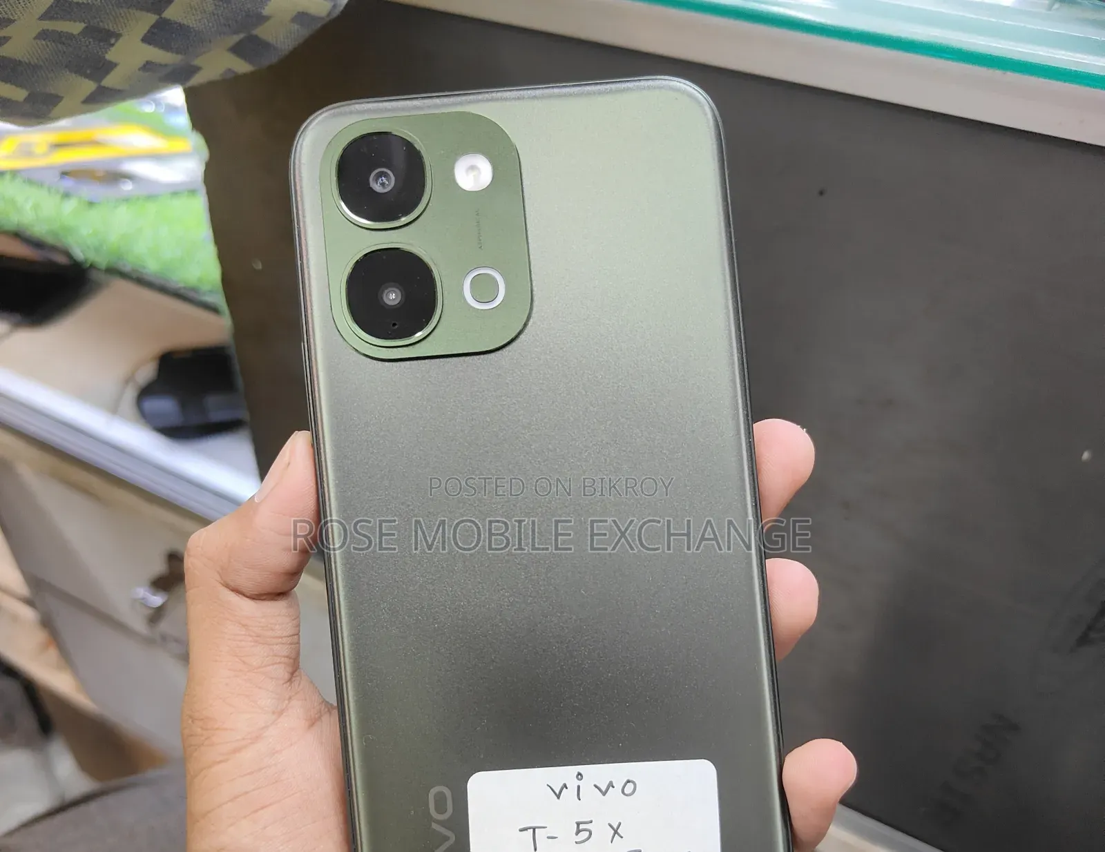 New Vivo 128 GB Green