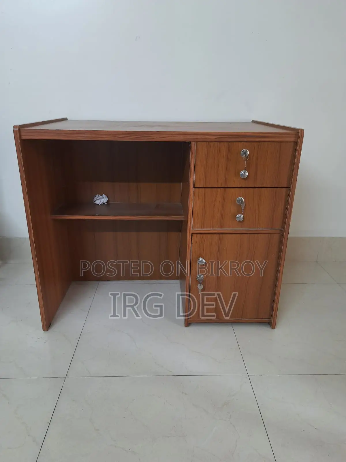 Furniture and Ceiling Fan