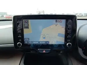 Toyota Yaris Cross 2021 Pearl
