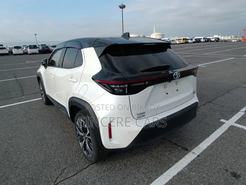 Toyota Yaris Cross 2021 Pearl