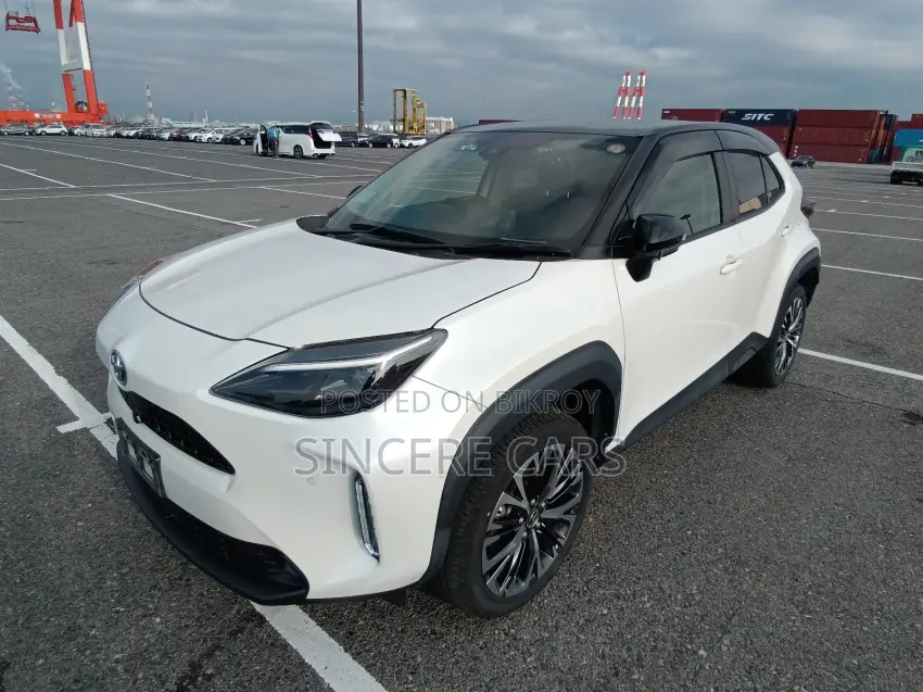 Toyota Yaris Cross 2021 Pearl