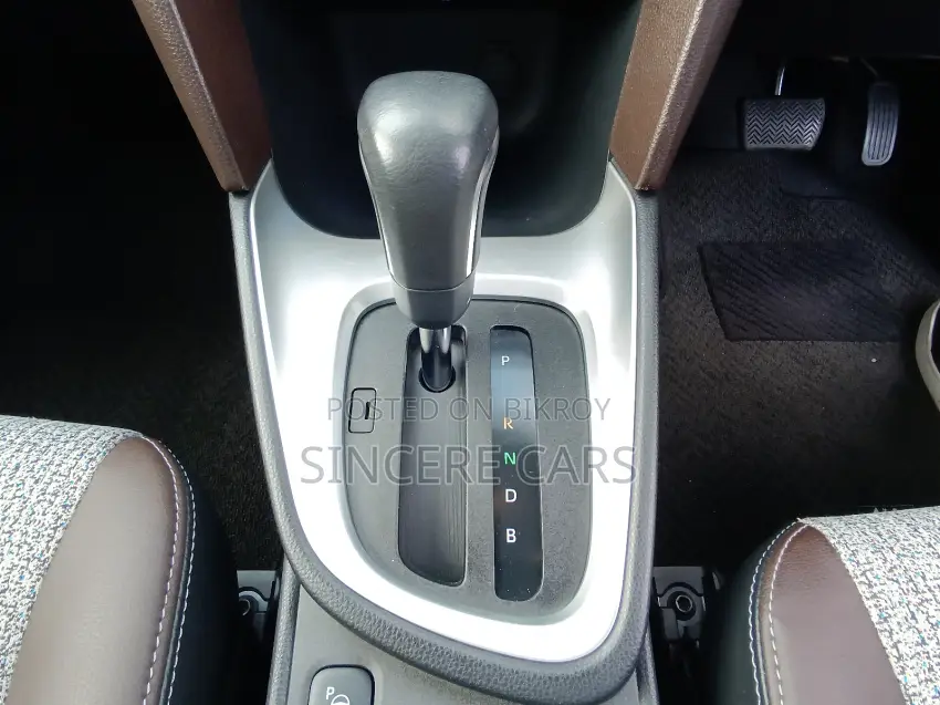 Toyota Yaris Cross 2021 Pearl