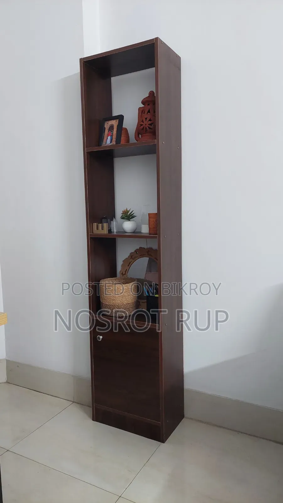 বুক সেল্ফ বিক্রয় হবে