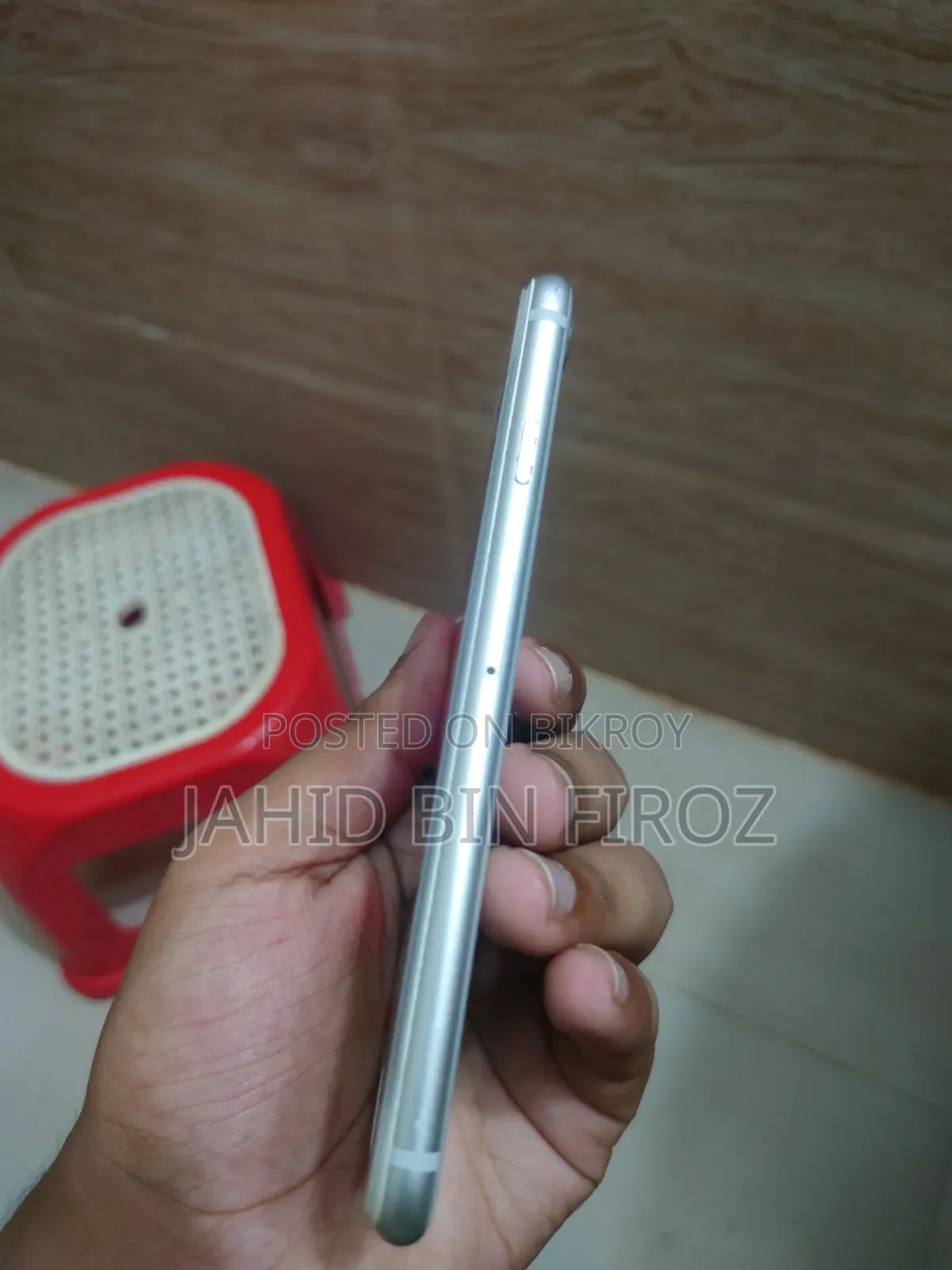 Apple iPhone 8 64 GB White
