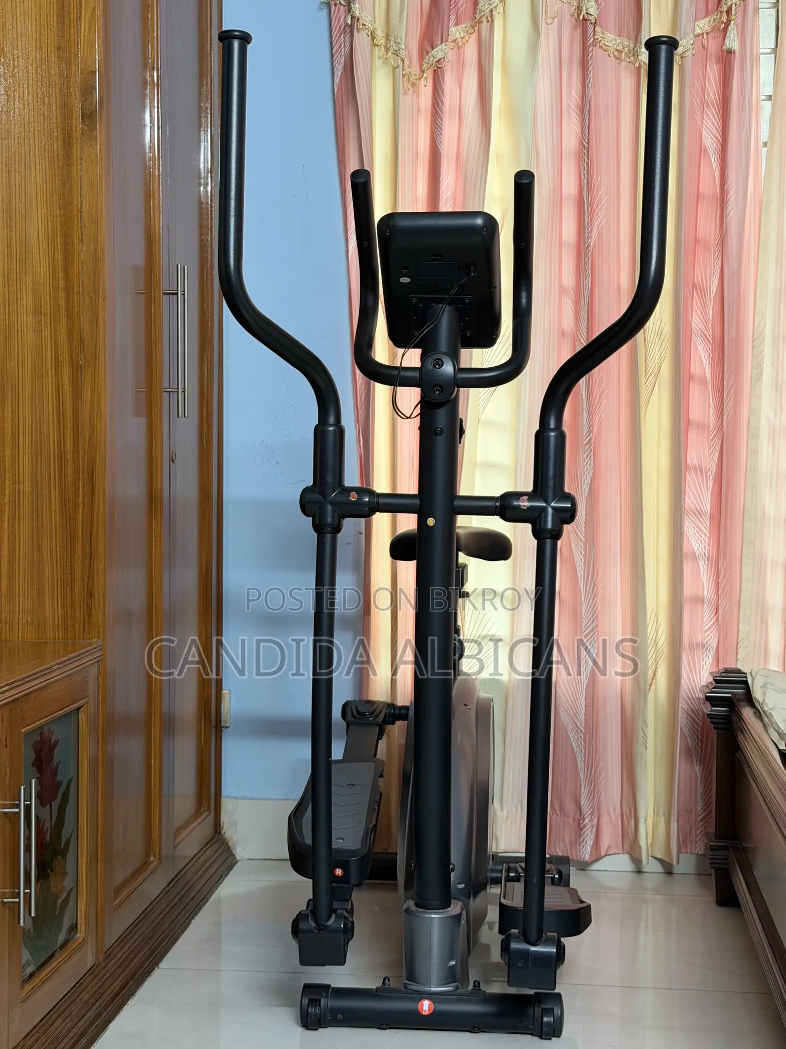 Cross Trainer