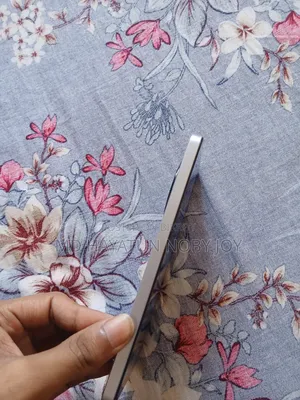 Realme 128 GB White