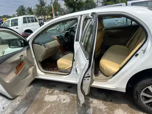টয়োটা এক্সিও ১.৫ জি ২ডব্লিউডি ২০০৯ সাদা