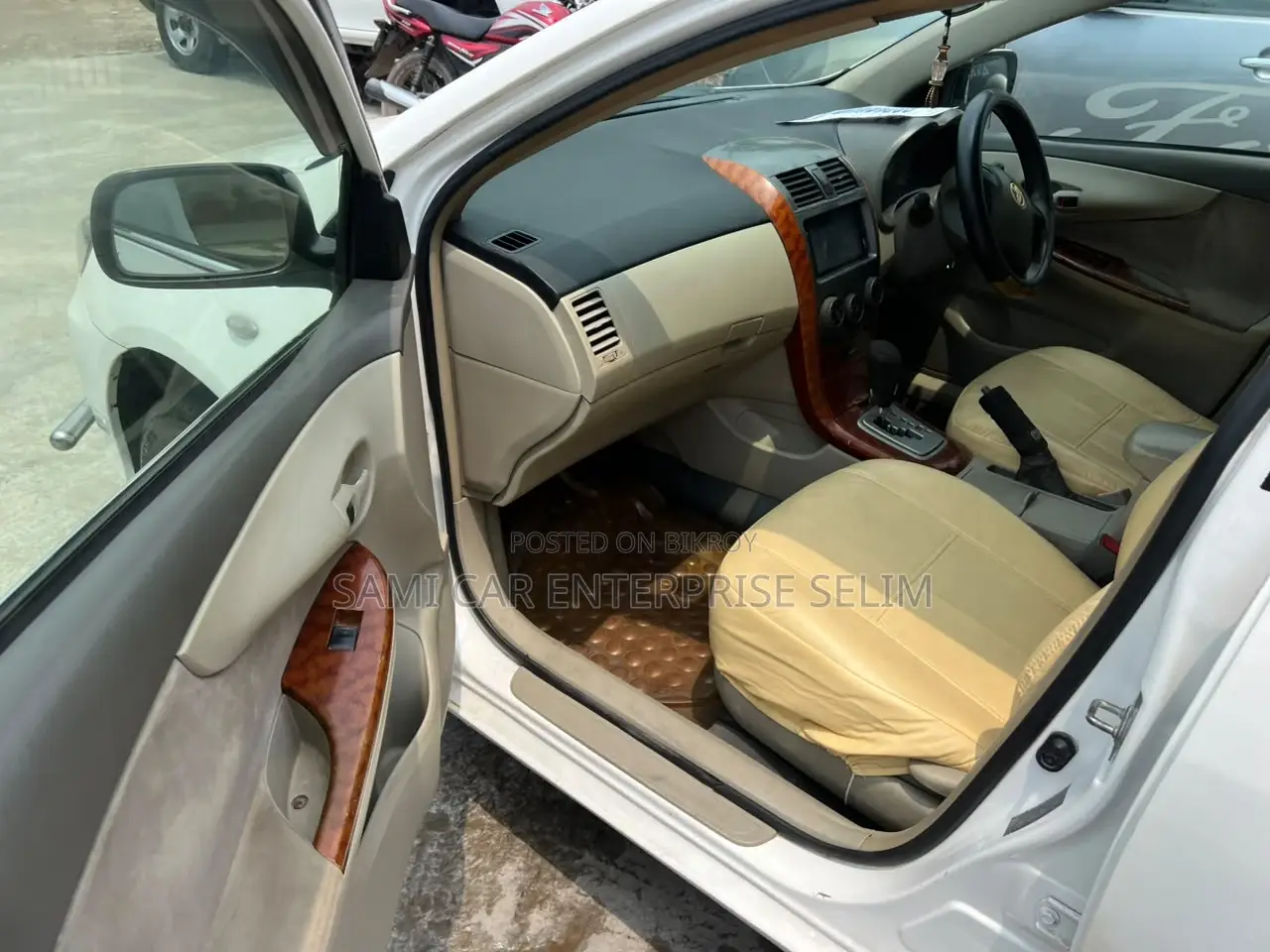 টয়োটা এক্সিও ১.৫ জি ২ডব্লিউডি ২০০৯ সাদা
