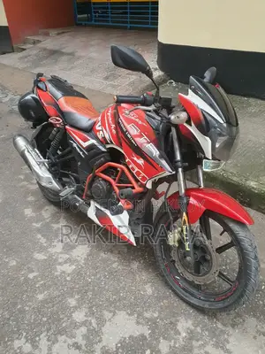 TVS Apache RTR 160 2V 2015 Red