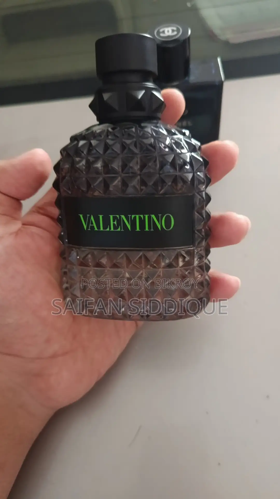 Velentino, Blu De Channel.