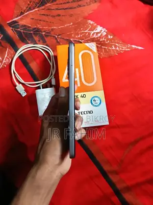 Tecno Spark 40 128 GB Gray