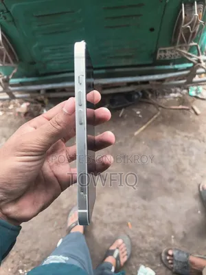 অ্যাপল আইফোন ১৩ ১২৮ জিবি সাদা