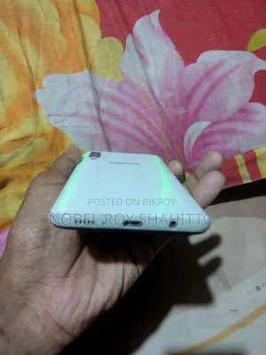 Samsung Galaxy A50 128 GB White