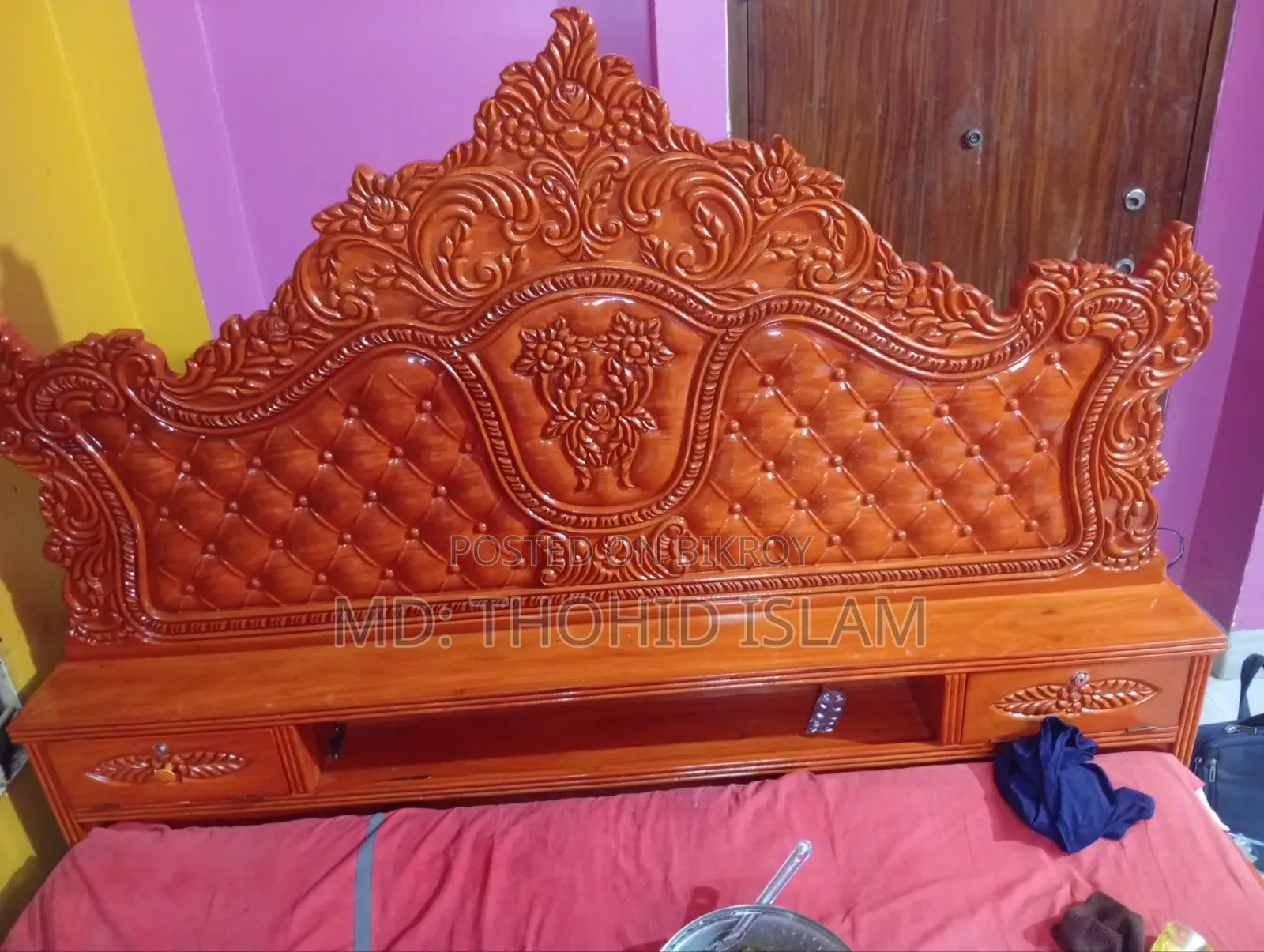 মেহগনি কাঠের খাট
