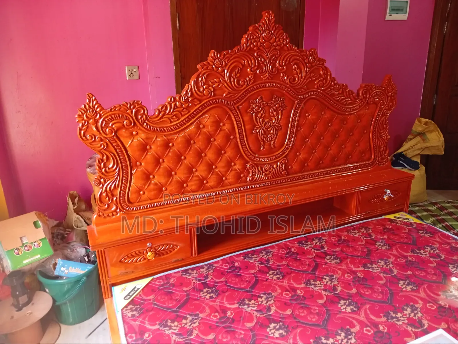 মেহগনি কাঠের খাট