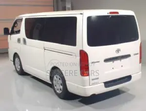 Toyota HiAce 2021 Pearl