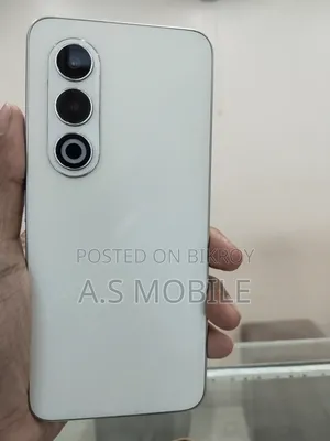 আইটেল এস২৫ ১২৮ জিবি