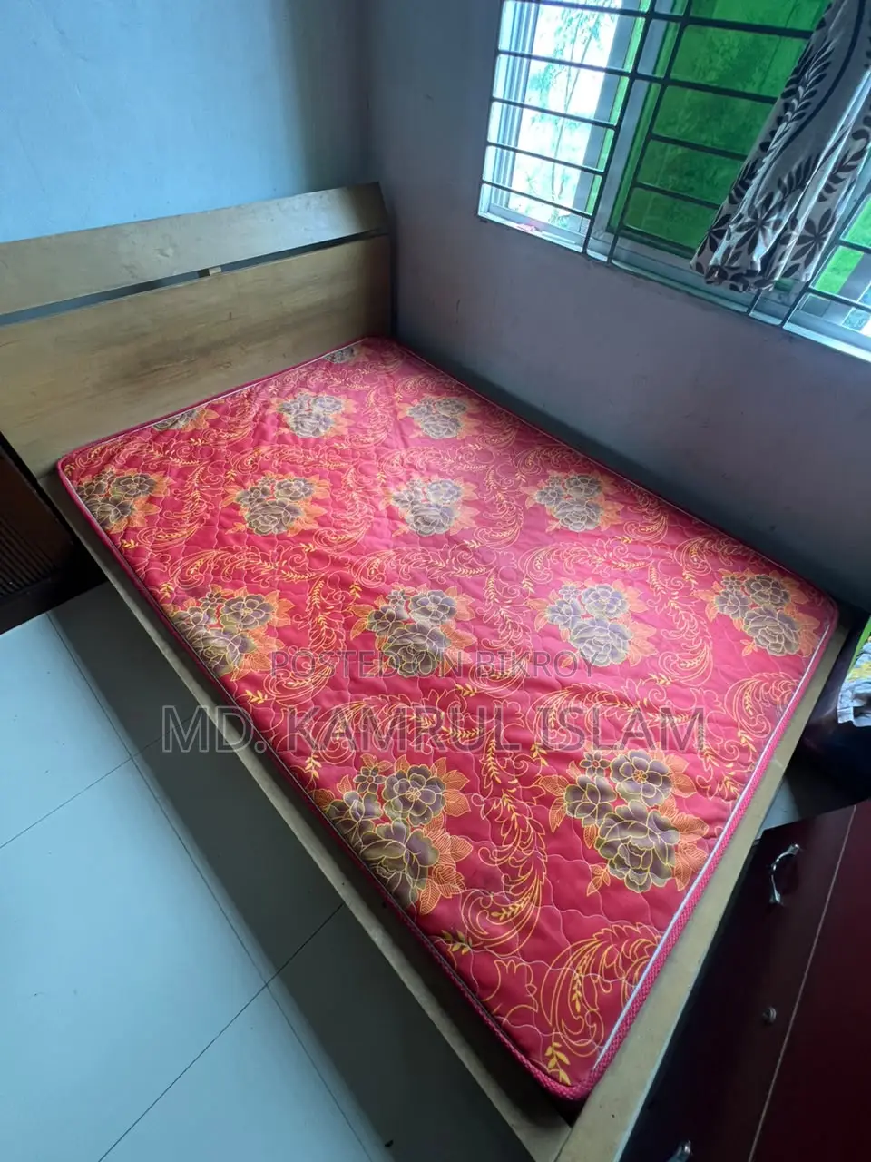 Semi Double Bed With Mattress