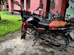 Bajaj Discover 100 2017 Black