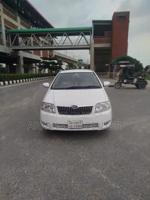 Toyota Corolla 2005 White