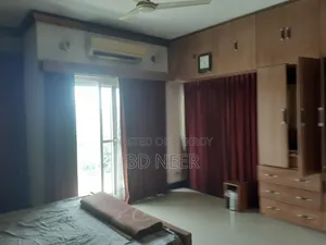 গুলশানে ভাড়ার জন্য আসবাবপত্রসহ ৪ বেডরুমের অ্যাপার্টমেন্ট