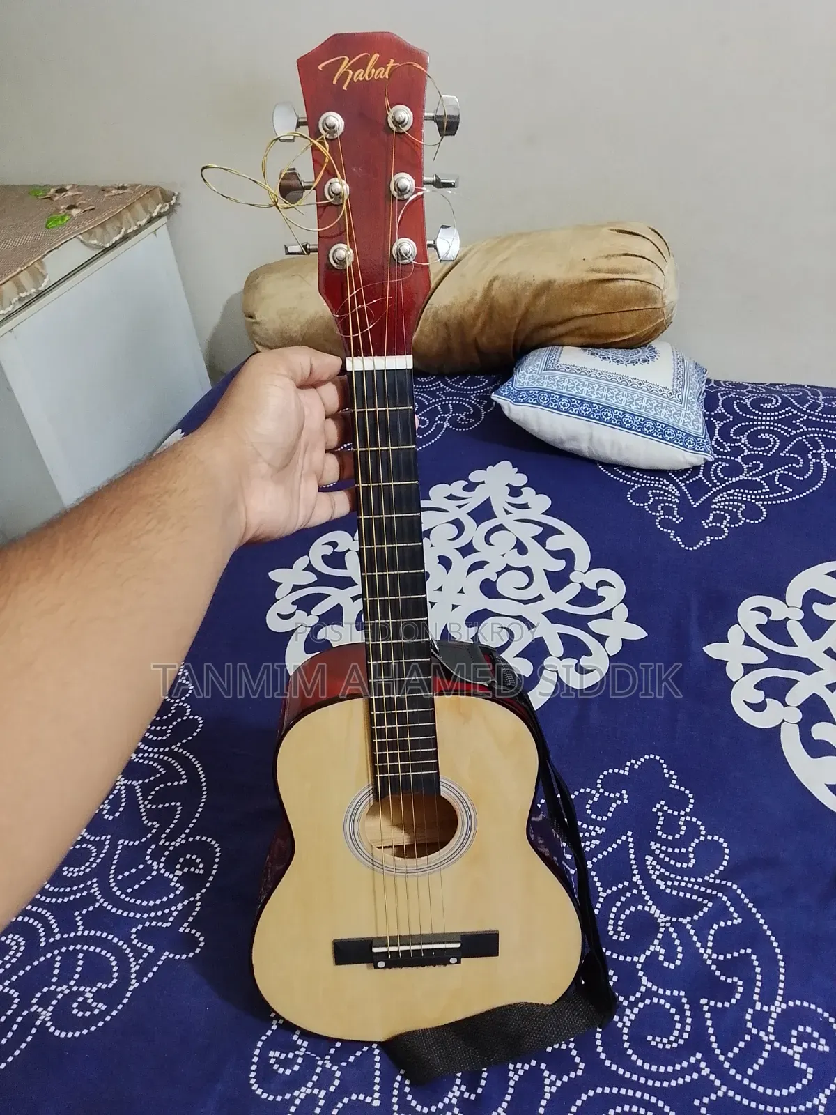 A very beautiful guitar
