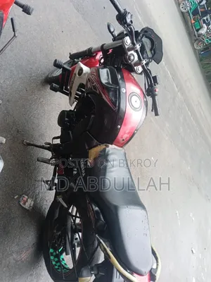Yamaha 2016 Black