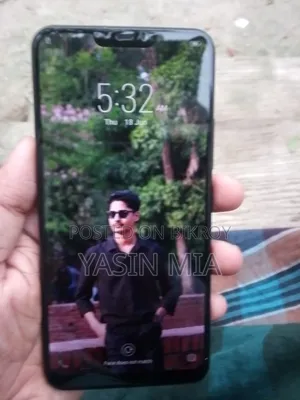 Vivo Y81 32 GB Black