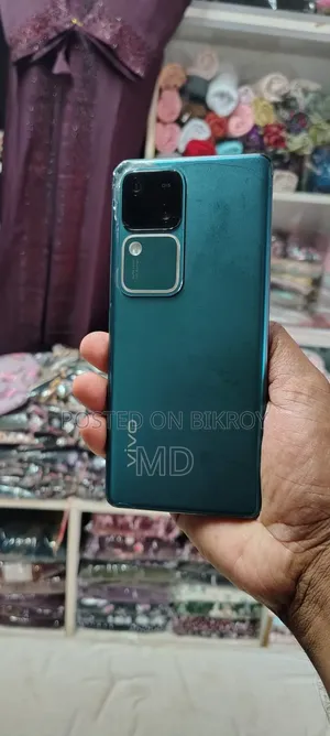 ভিভো ভি৩০ ৫জি ২৫৬ জিবি সবুজ