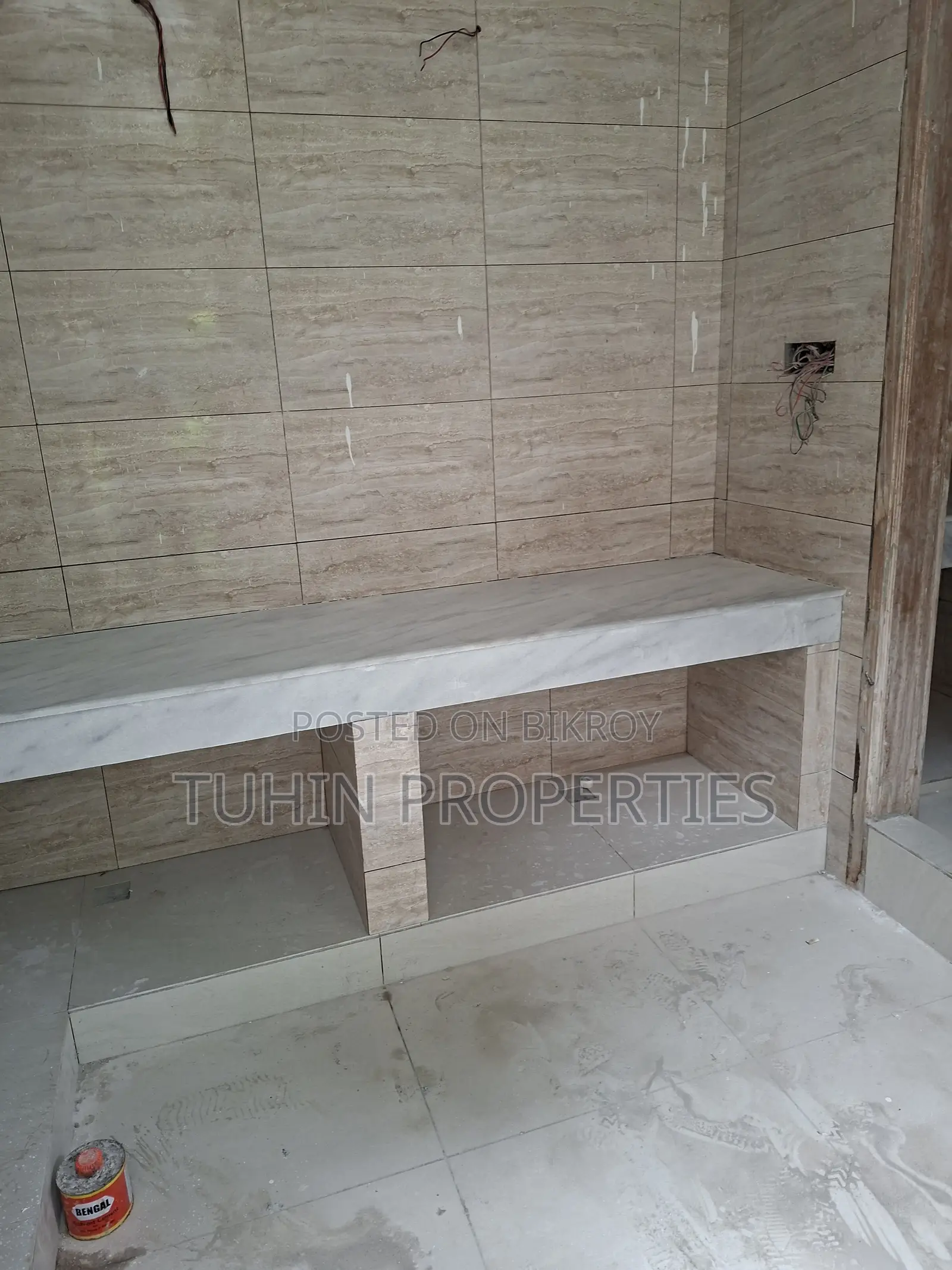 বনানী রোড নং ১১-এ ব্র্যান্ড নিউ রেডি কমার্শিয়াল স্পেস বিক্রয়